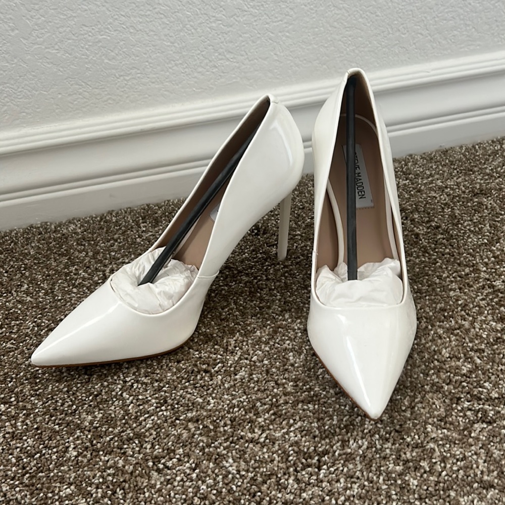 White Steve Madden heel